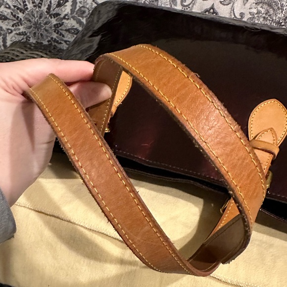 Authentic Louis Vuitton Vernis Tote bag - Picture 8 of 14